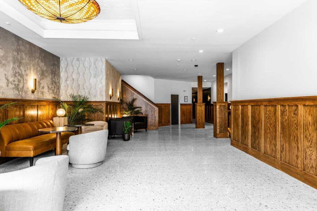 The Phenix Historic Dtwn Hotel, King Bed, Pickering Square View, Room # 301 Bangor Esterno foto